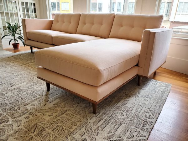 Hyde Style - Sofa Chaise with Base & Buttons