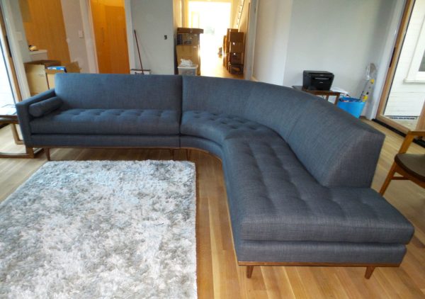 Hive Style - Sectional Bumper Chaise W/ Wood Base